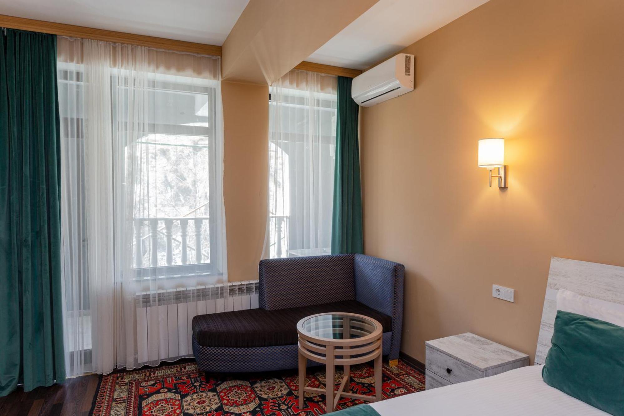 Maajid Quba Hotel&Restaurant Sanatorium エクステリア 写真